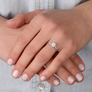 Gia Diamond Engagement Ring. Diamond Style Ring.
