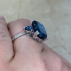 14K White Gold Ring