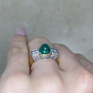 Retro Emerald Ring