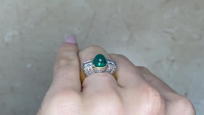 Retro Emerald Ring