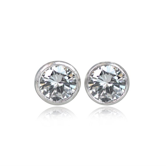 Vintage Round Brilliant Cut Diamond Platinum Earrings Gem