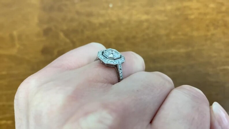 1 Carat Diamond Ring