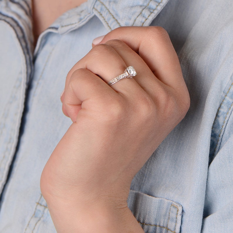 Gia Diamond Engagement Ring. Platinum Diamond Ring.