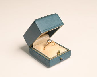 0.72center-ct Round Cut Aquamarine Engagement Ring. March Birthstone Ring. Made in 18K Yellow Gold Ring. Aquamarine Birthstone Ring.