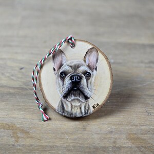 Hand-Painted Pet Portrait Ornament: Custom Wood Slice Christmas Decor