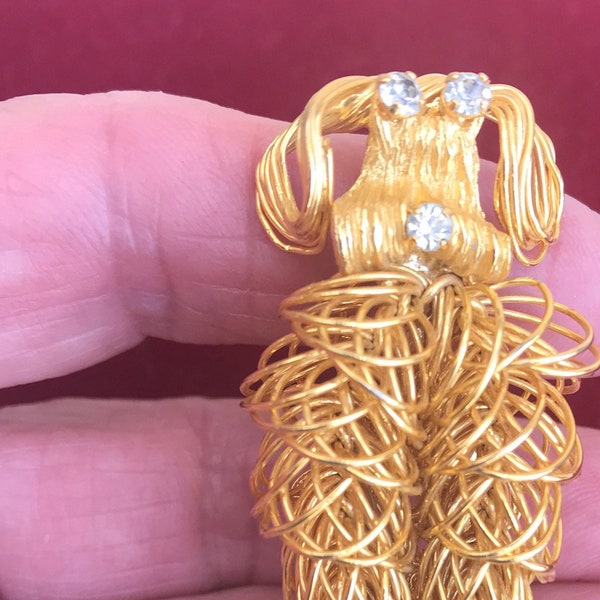 POODLE BROOCH/Spaghetti Wire/ Rhinestone Eyes & Nose/1960's/Gold Toned