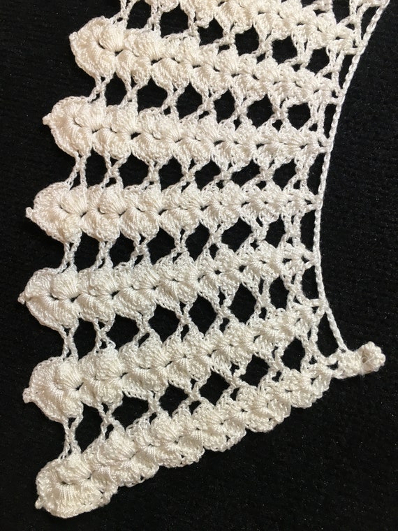 Vintage Ecru Cotton Crochet Collar - image 2