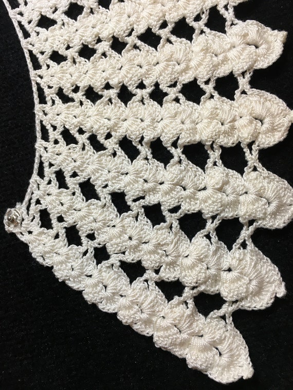 Vintage Ecru Cotton Crochet Collar - image 3