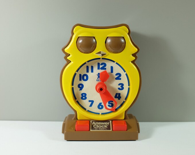 1975 Tomy Answer Clock Learn to Tell Time With Tomy's Owl Etsy