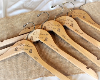 Set of FIVE, Personalized Wedding Hangers, Bridesmaid Dress, Wedding Dress, Wooden Engraved Hanger, Wedding Dress Hanger, Bridal Hanger