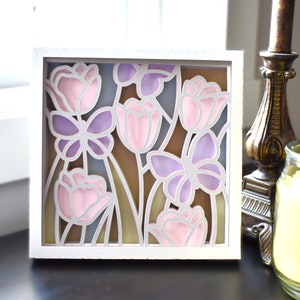 Kit de boîte d'ombre de papier cartonné de tulipes et de papillons, artisanat floral de DIY pour la décoration à la maison de printemps, décoration de cheminée de Pâques, pièce maîtresse de célébration de Pâques