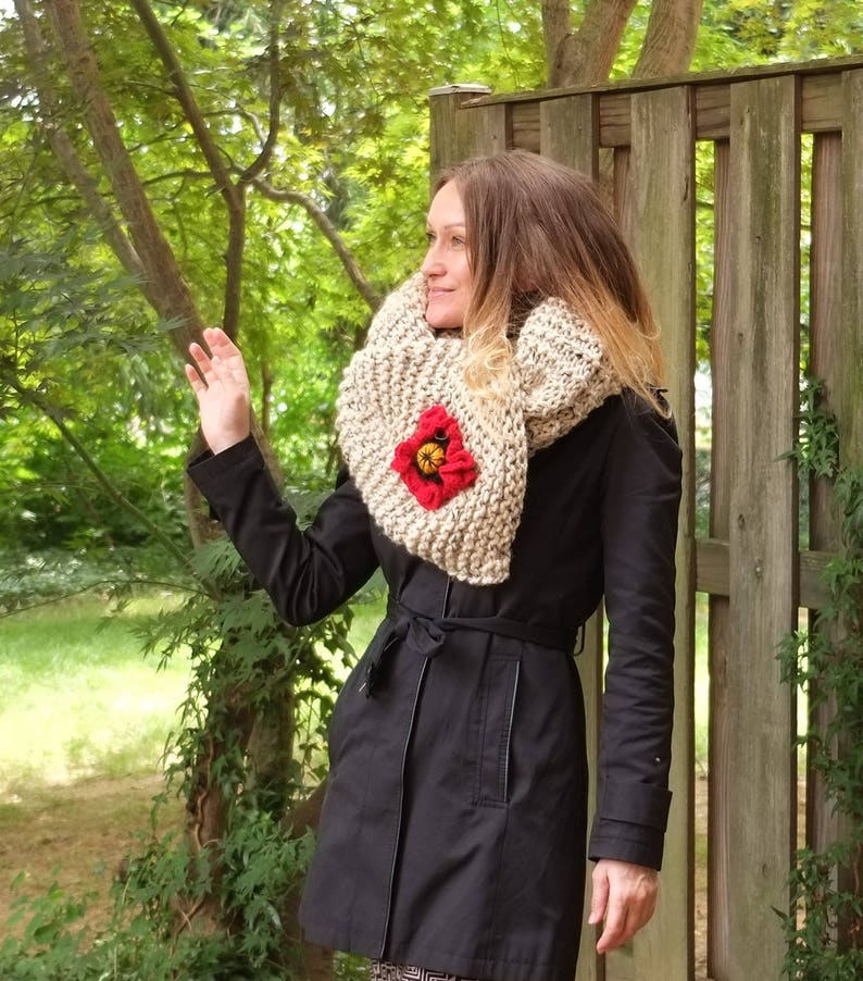 PATTERN to make Crochet Poppy Flower. Photo Props Handmade Headband. Instructions how to make flower headband. image 3