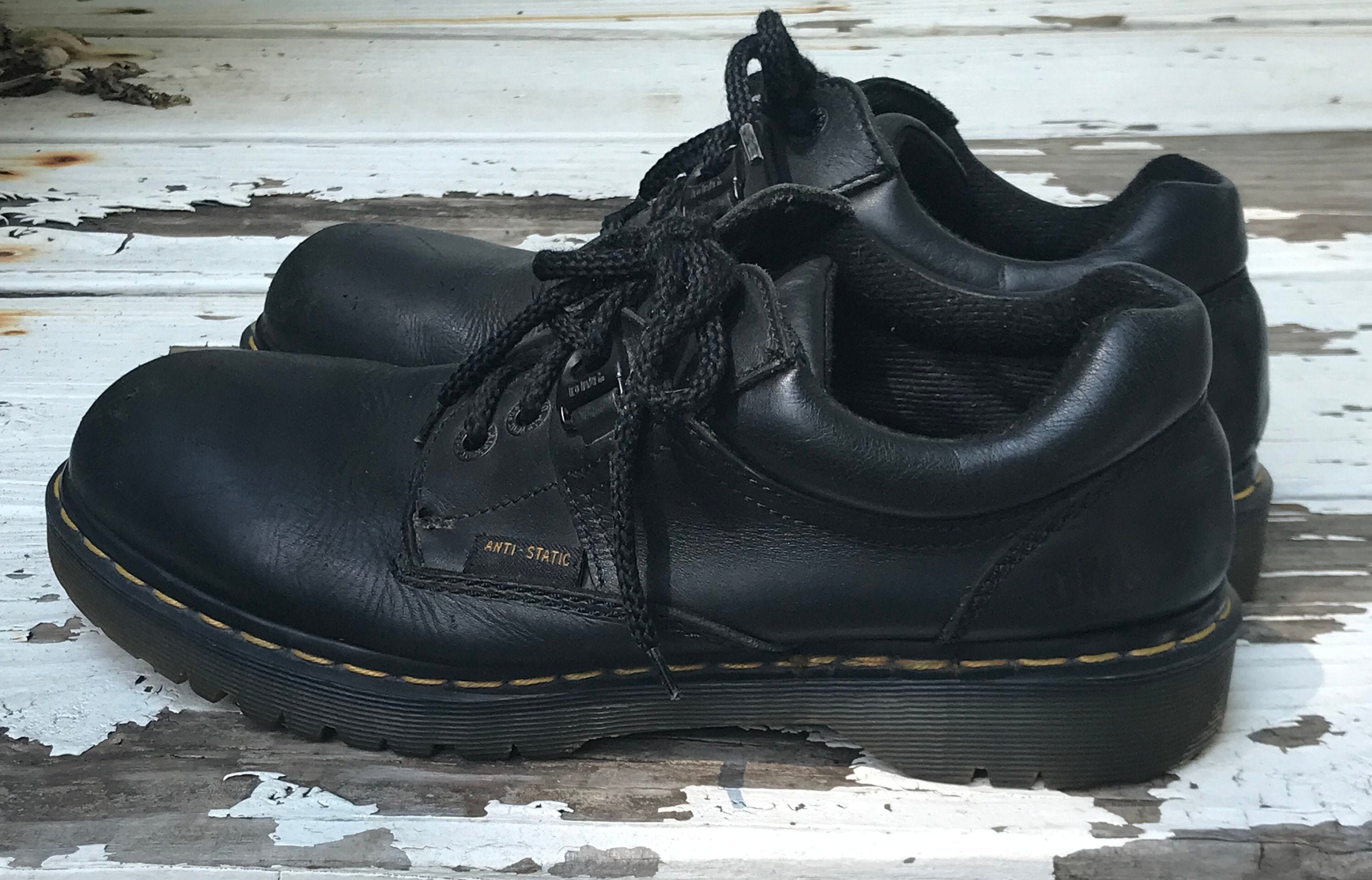 dr martens metal tip laces