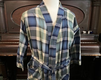 Vintage Men's Plaid Robe/Bathrobe/Dressing Gown/Wrap Robe/Tie belt/One Size/Munsingwear/1970s