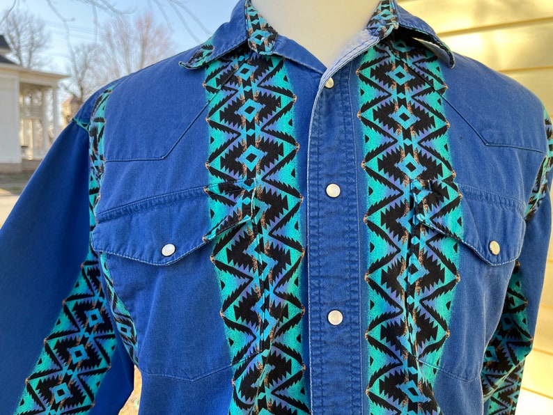 Rustler by Wrangler Aztec Design Western Shirt Blue Turquoise and Black Mens Large 1990s image 1