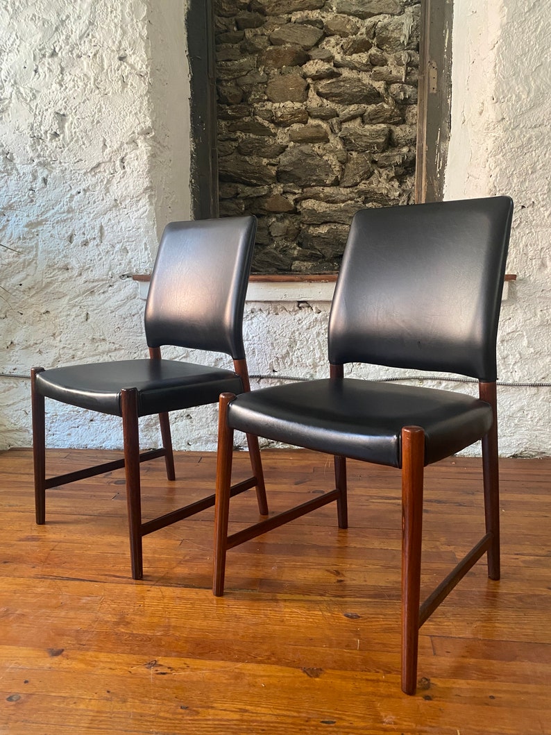 Mid century modern chair danish modern chairs a pair mid century modern side chair image 1