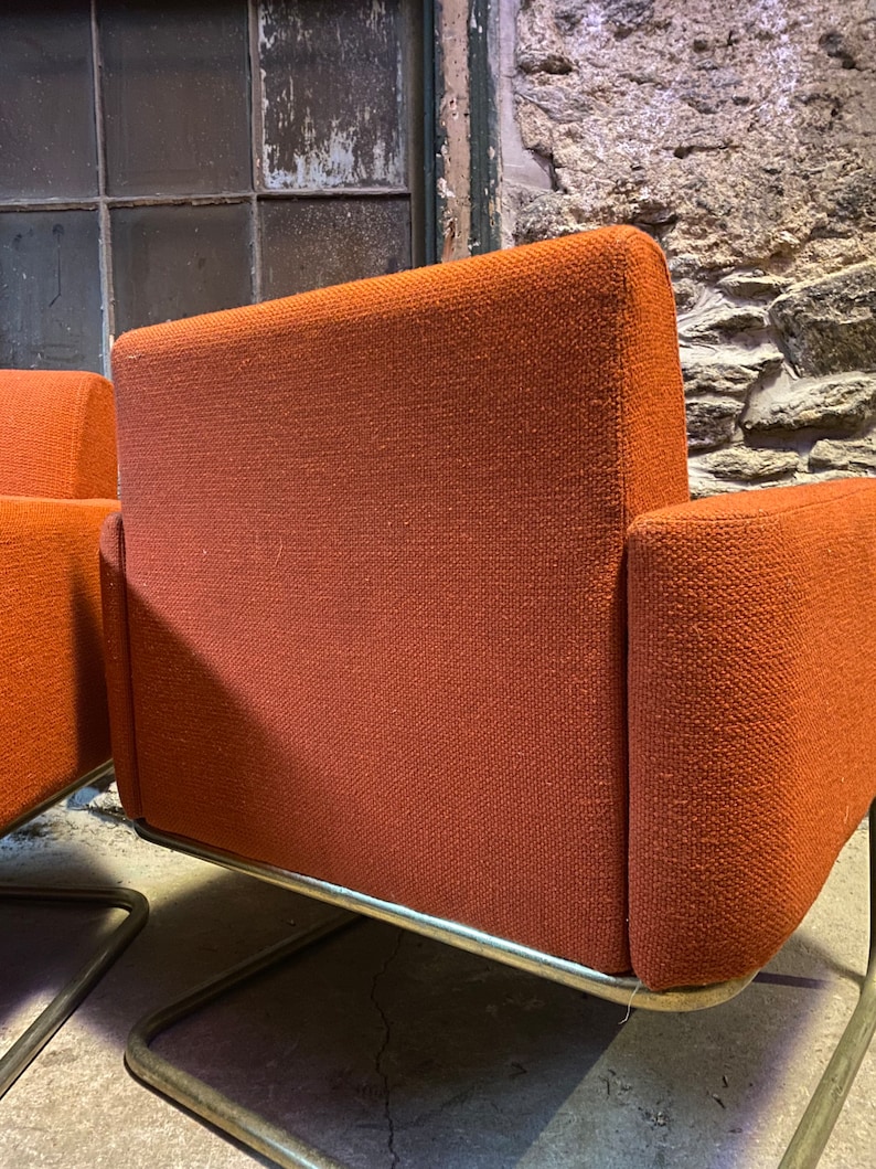 VintaDelphia Dining Chairs - Thumbnail 5