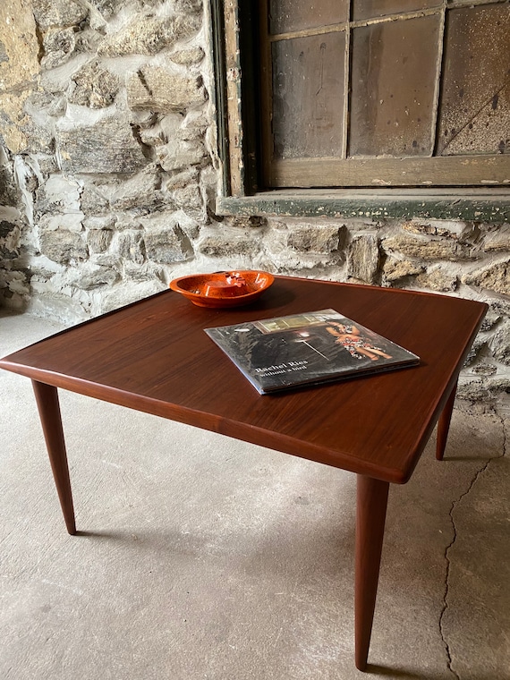 Teak Modern End Table Teak Modern End Table