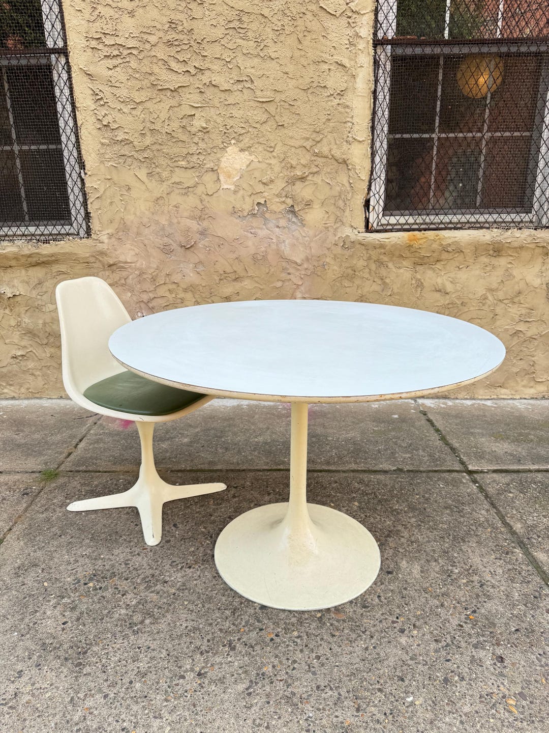 Burke Mid Century Modern Tulip Dining Set: White Enamel Table & Chair ...