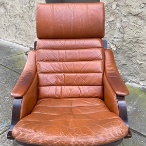 Mid century lounge chair Scandinavian arm chair mid century accent chair image 3