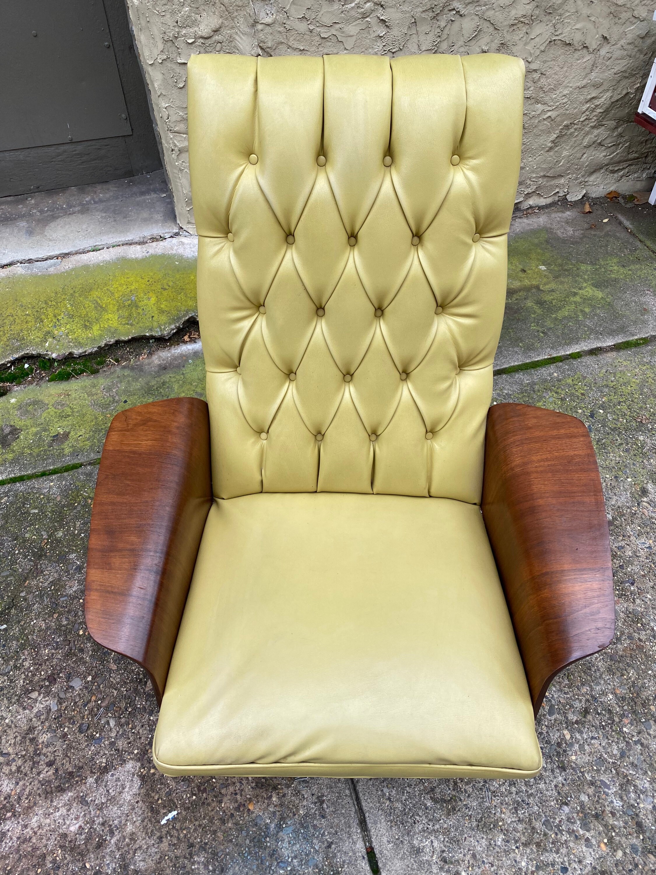Mid Century Lounge Chair Plycraft Lounge Chair Mid Century Mid Century Lounge Chair Plycraft Lounge Chair Mid Century