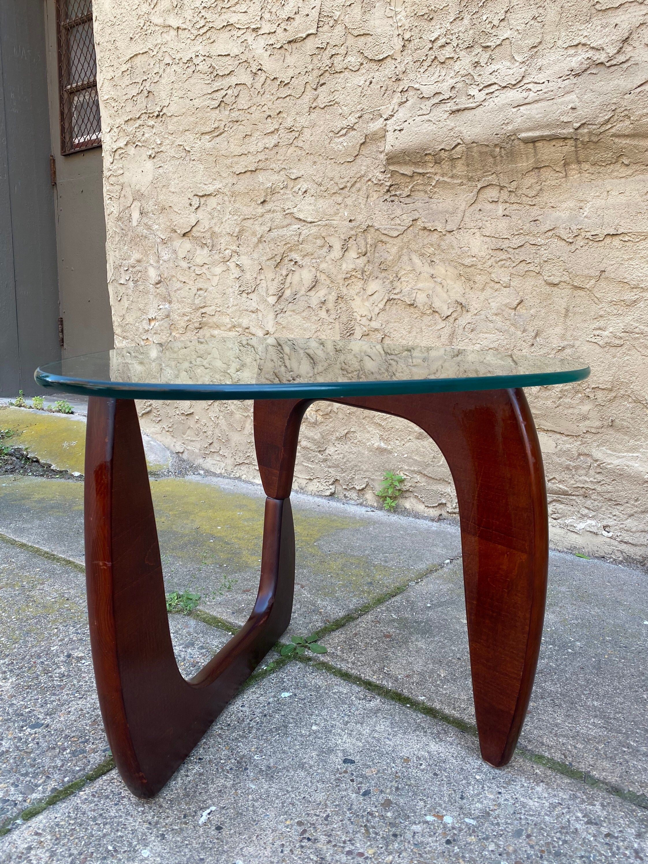 Noguchi style end table deals
