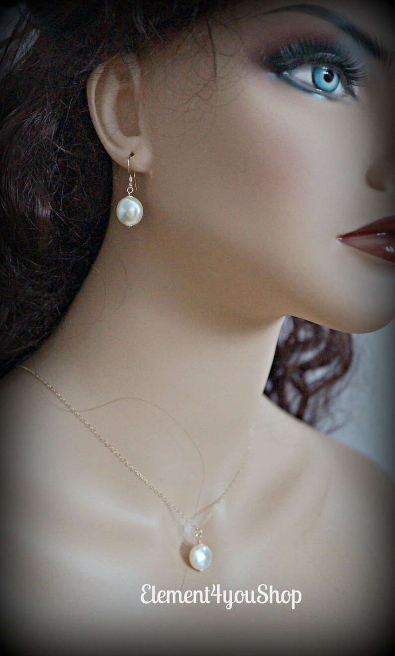 Set of 6 Bridesmaid jewelry SALE set gold filled necklace earrings Wedding jewelry Bridesmaid bridal party gift Delicate jewelry coin pearls