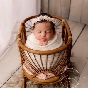 Pink daisies headband - newborn photography floral halo image 3