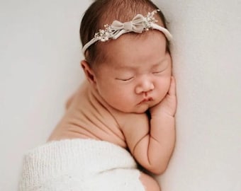 Vintage style bow headband - newborn photography - hattie bows