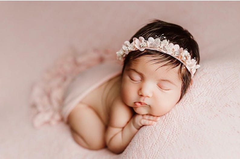 Pink daisies headband - newborn photography floral halo image 1