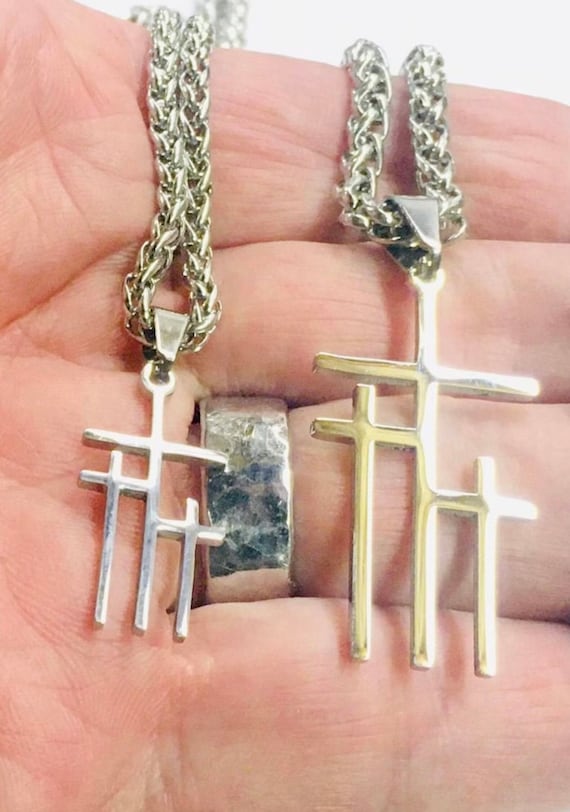 His and hers gold cross deals necklaces
