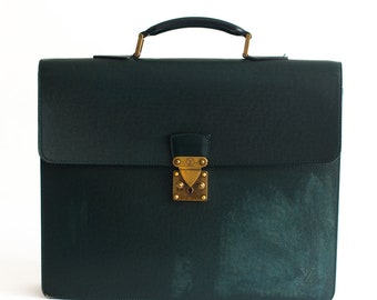 Louis Vuitton Kourad Ambassador men briefcase in green taiga leather