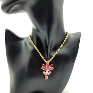 collier pendentif Christian Lacroix vintage