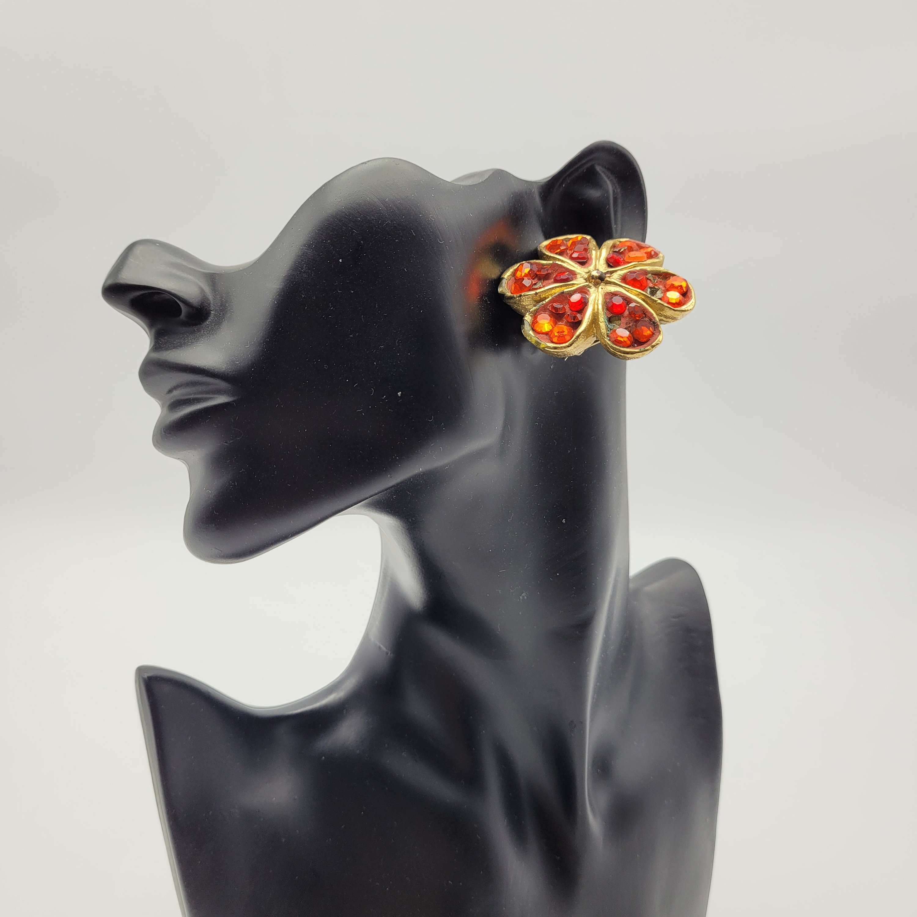 Boucles D'oreilles Vintage Jacky De G En Forme De Rose - Doré - Occasion Bon état