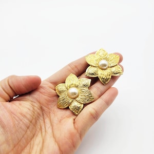Vintage flower earrings, haute couture, designer earrings, gift for her, gift for women, gift for mom