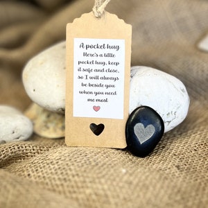 Tasche Umarmung/Herz Handarbeit/Liebes-Token/Muttertagsgeschenk Kieselstein/Muttertagsgeschenk/Geschenk für Nana/Taschenkieselstein Herz