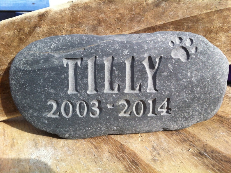 Dog, Cat or pet memorial stone, grave marker, personalised in hand carved Cornish stone image 2