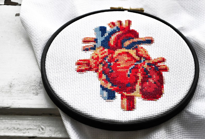 Cross stitch kit modern . HALLOWEEN HEART . embroidery kit fabric yarn needle embroidery hoop . cross stich pattern anatomy heart image 3