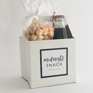 Set of 25 - Midnight Snack - Wedding Favor - Drink and Snack Carrier - bottle carrier box - beer - soda - coffee - milk - cookies - donuts