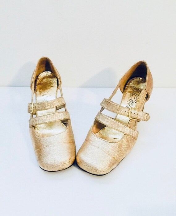 thom mcan mary jane shoes