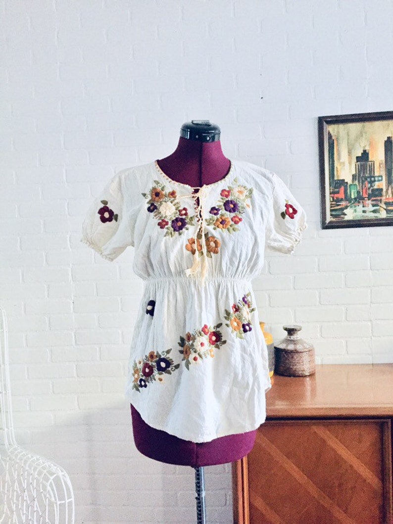60s Gauze Embroidered Top Blouse Cream Short Sleeves XS S Boho