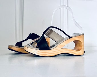 90s Platform Clog Sandals Cut Out Heel Black Leather made in Peru by Time Chopper size 6.5 6 1/2 36.5 37