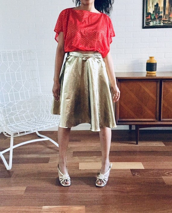 70s Gold Metallic Skirt XS S made in Japan by Cap… - image 2