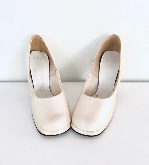 70s Platform Mary Janes Cream Silk Shoes by Natur… - image 3