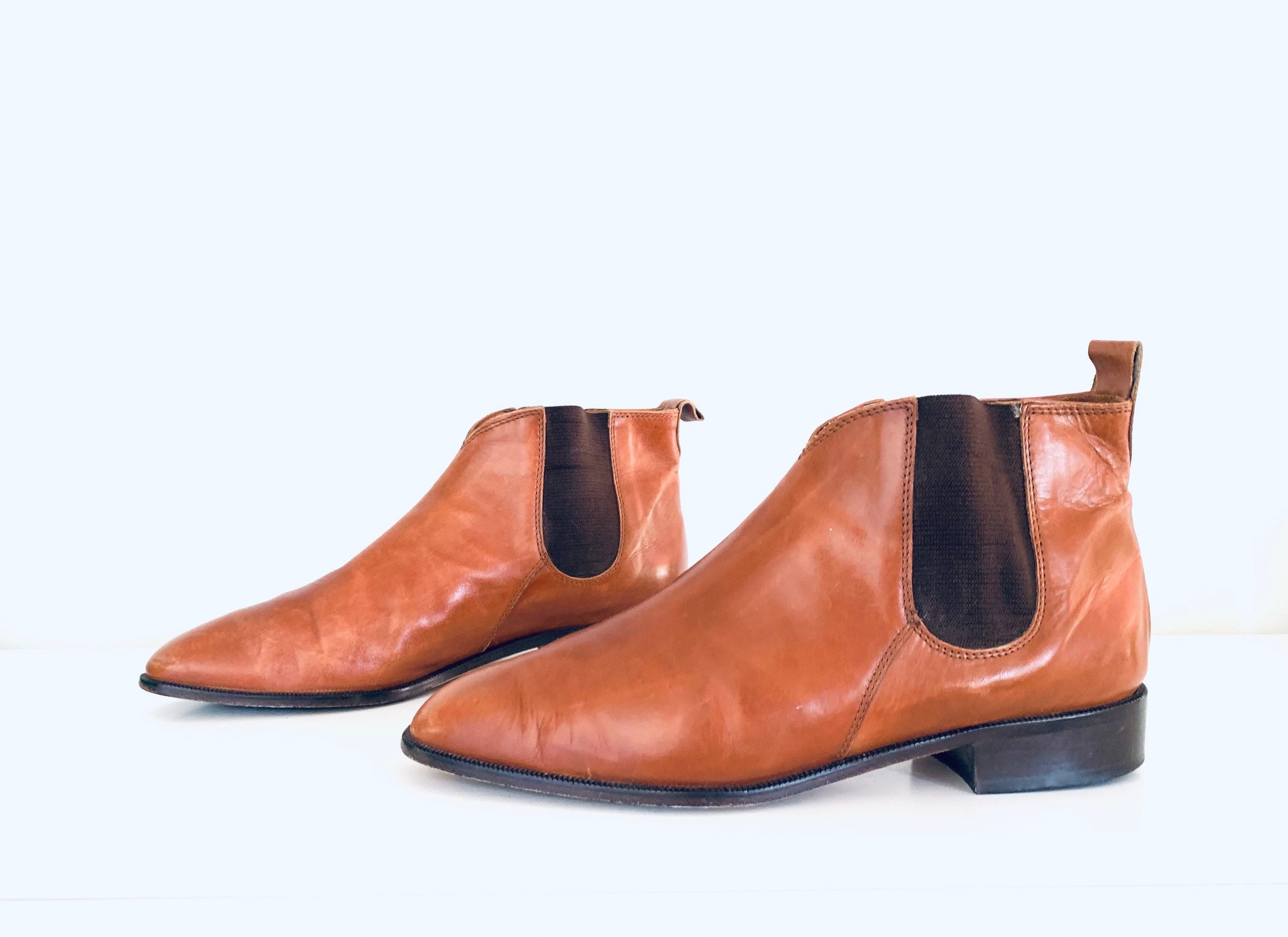 90s Tan Leather Ankle Boots Made in 