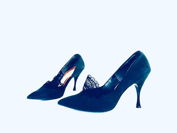 size 2 black heels uk