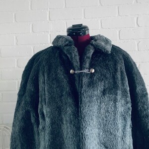 70s Silver Fox Faux Fur Poncho Cape Size S M - Etsy