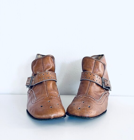 60s Ankle Boots Tan Leather by Country Cousins si… - image 3