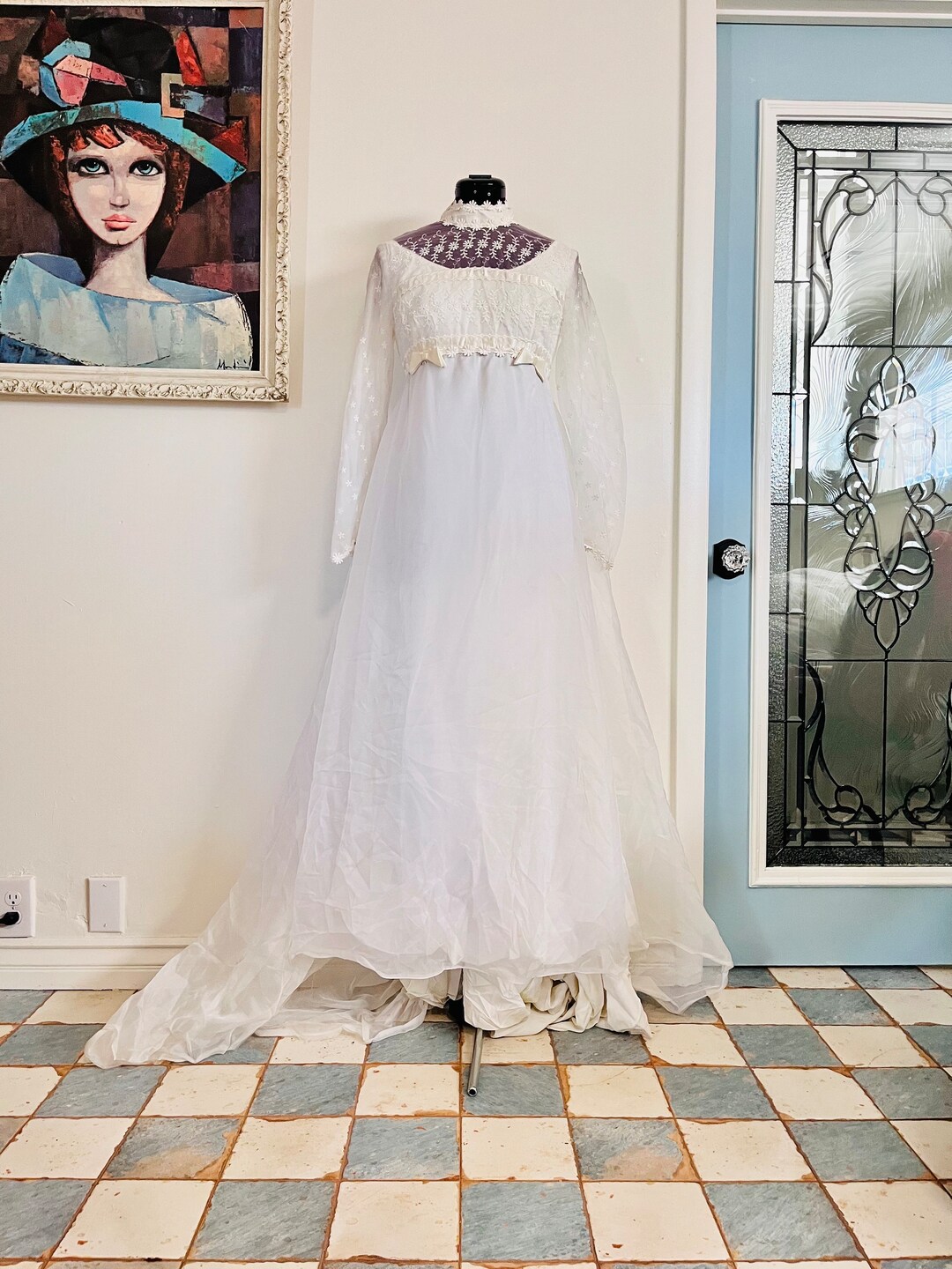 スーツ・フォーマル・ドレス 1970's ivory wedding dress Euro Vintage 1970s Preserved off White Sateen Wedding Dress Long