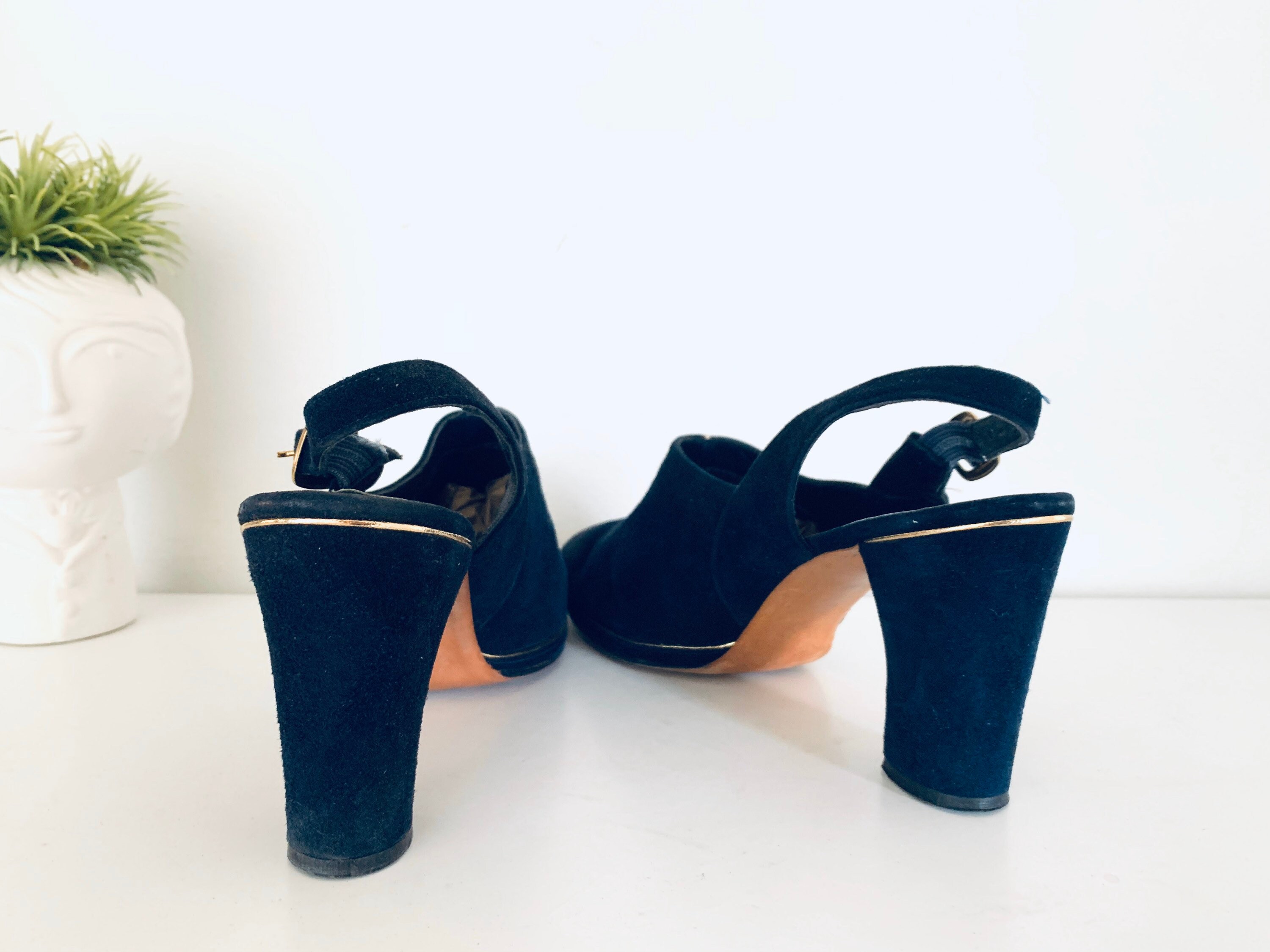 closed toe platform mules